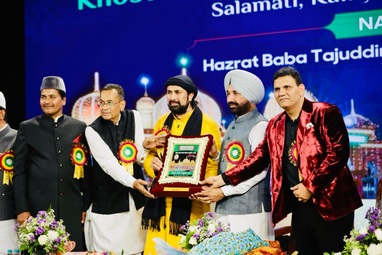 Spiritual luminaries laid emphasis on promoting peace, unity and inclusivity among different communities. Sufi Salman Chishti of Ajmer gave the message of peace and service to humanity