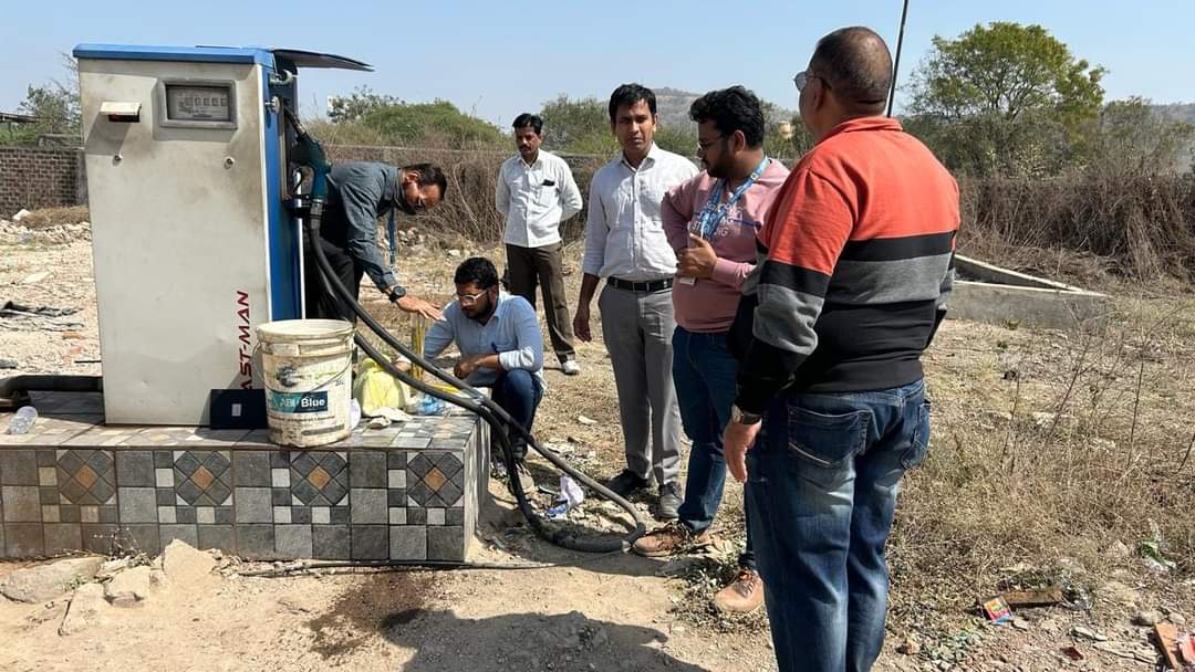 Food Department raided illegally operated petrol pump, seized 22173 liters of adulterated diesel from the spot