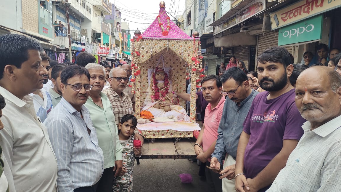 The last worship was successful – Kamalabai Peecha’s Santhara was conducted.