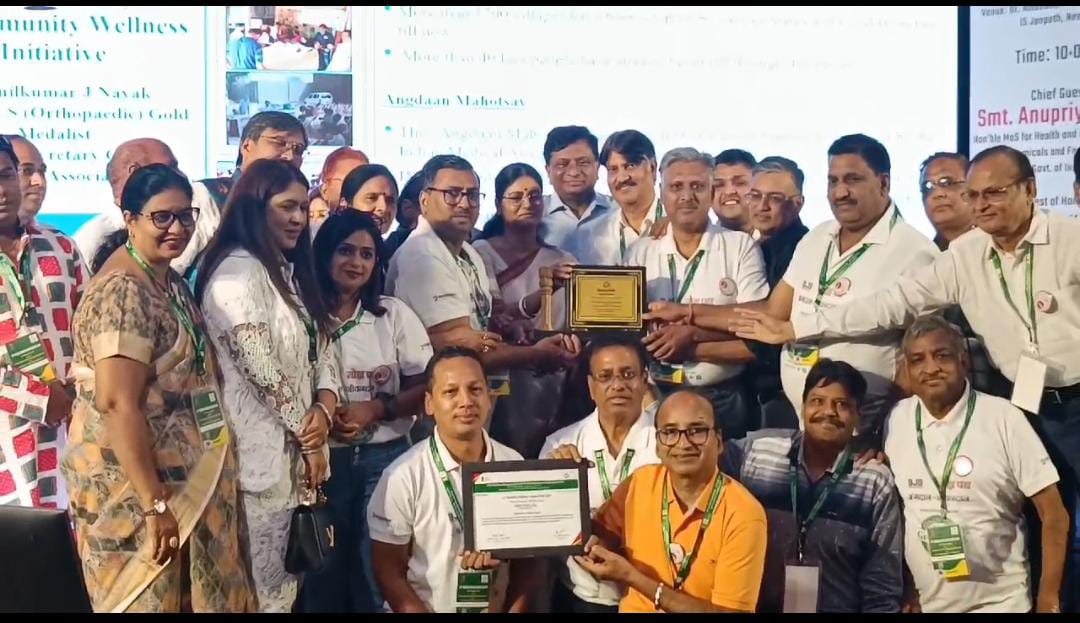 Bharatiya Jain Sangathan (BJS) Delhi was honored with the Uttam Sahyogi NGO Award for outstanding services.