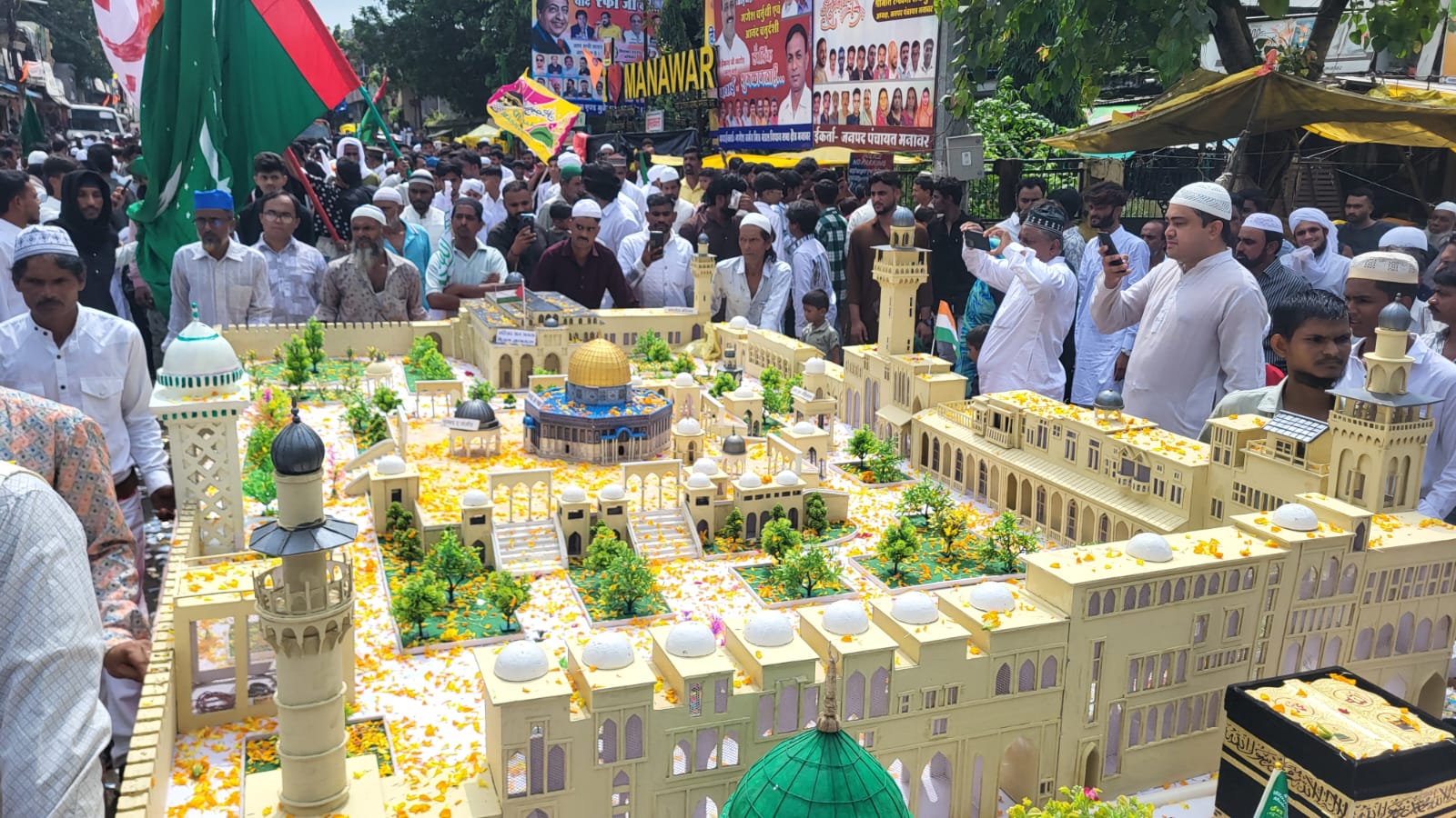 Procession taken out on Eid Miladunnabi, festival celebrated with fervor - photo 3