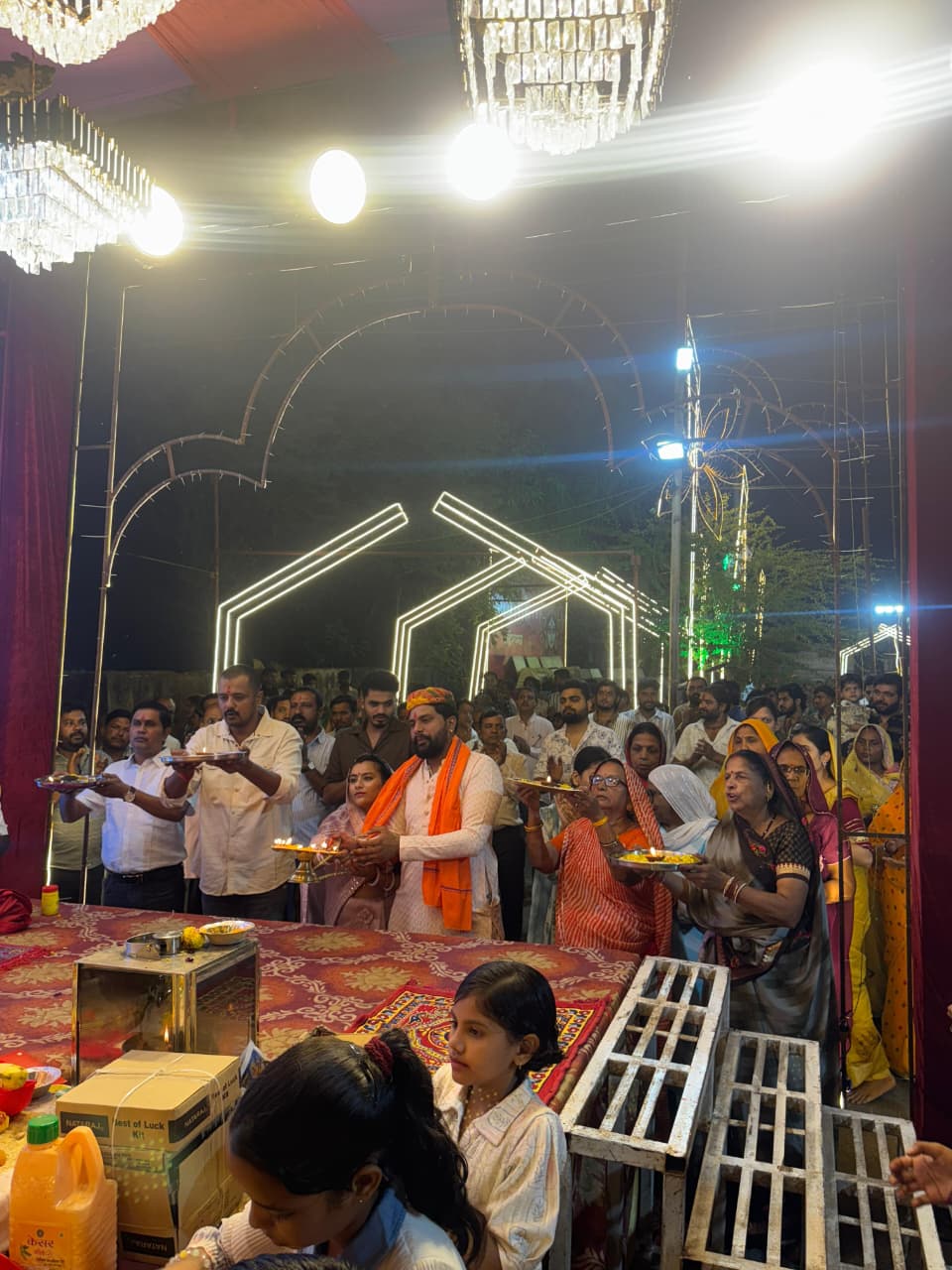A large crowd gathered to worship Goddess Jagadamba at the Dussehra Ground organized by the Vande Mataram Group. - photo 3