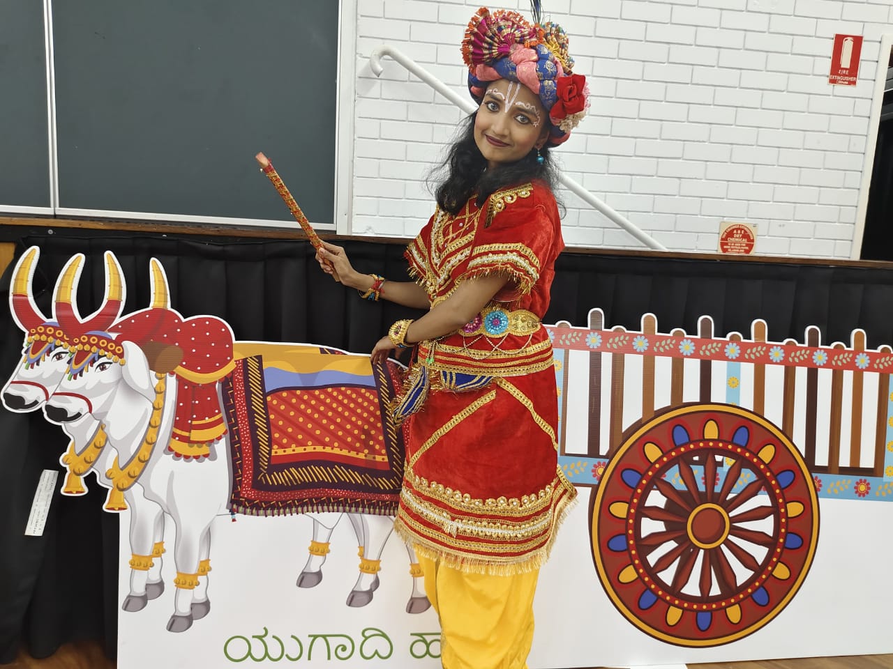 Jayatika met the collector after attending the program organized in Australia - photo 2