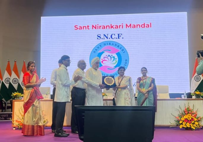 National Voluntary Blood Donor Day Sant Nirankari Mission Honored - photo 3