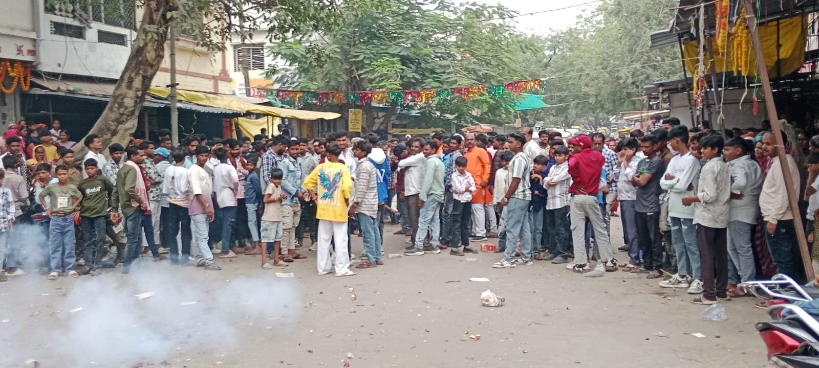 A unique tradition, the Cow Gohari festival was celebrated with great enthusiasm at Azad Chowk in Meghnagar.