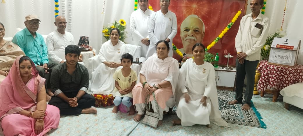 Bhog and Shanti Daan to Ancestors on Shraddha Mas at Brahma Kumari Ashram Malanpur - photo 1