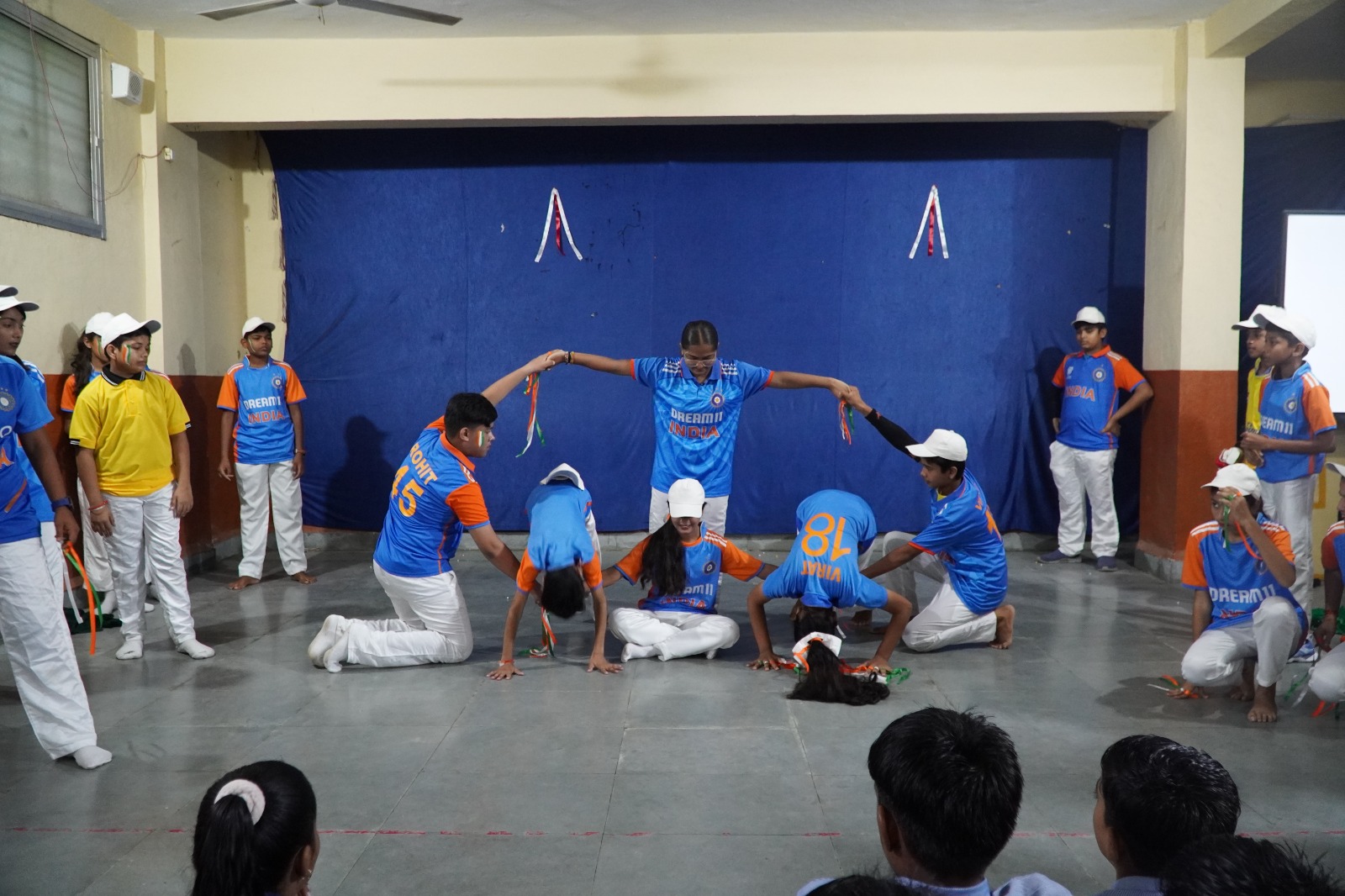Flag hoisting was done by State Bank of India branch manager Mrs. Deepti Chandravanshi in Saint Arnold School Independence Day celebrated with joy - photo 2