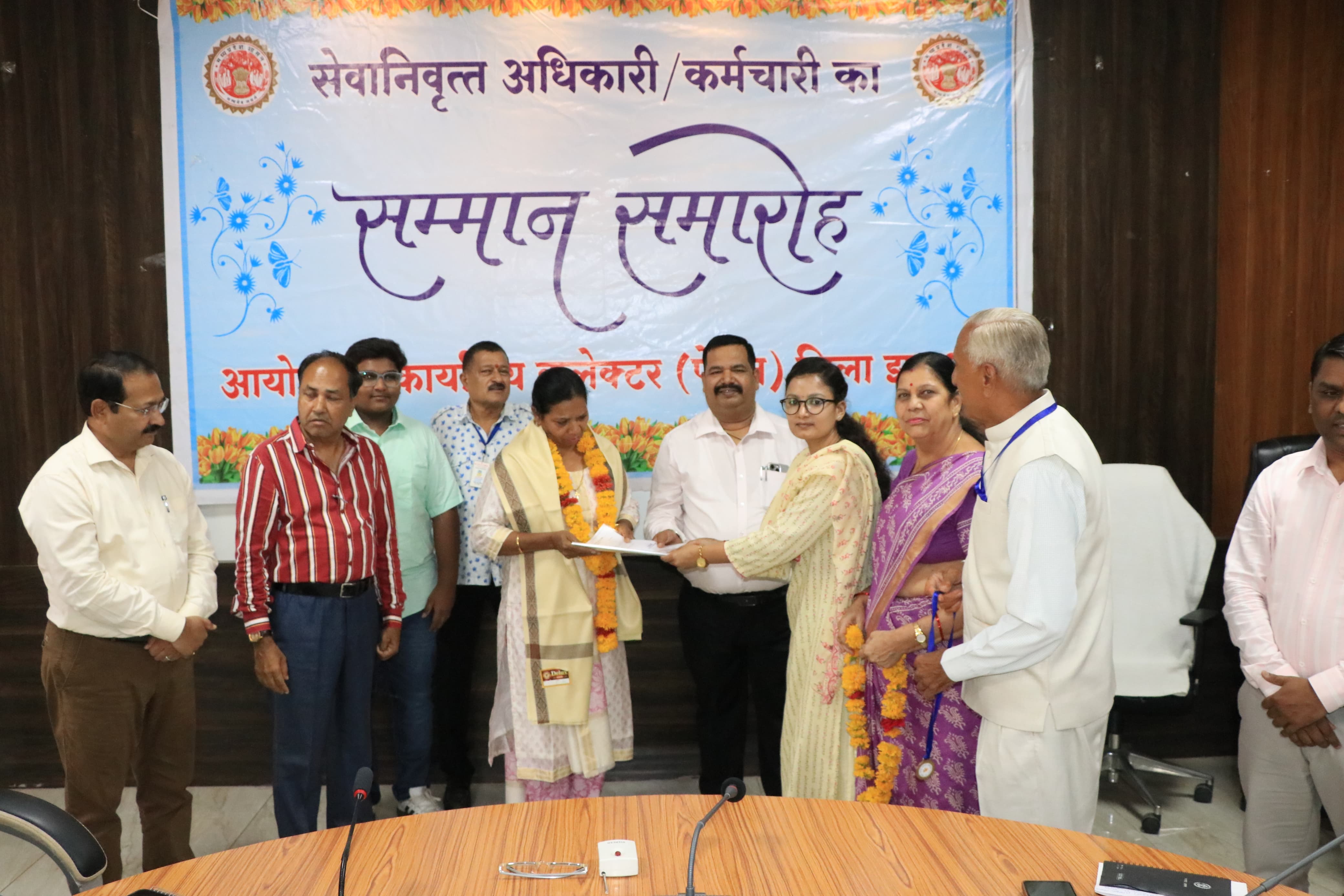 Organizing a farewell ceremony to honour retired employees - photo 4