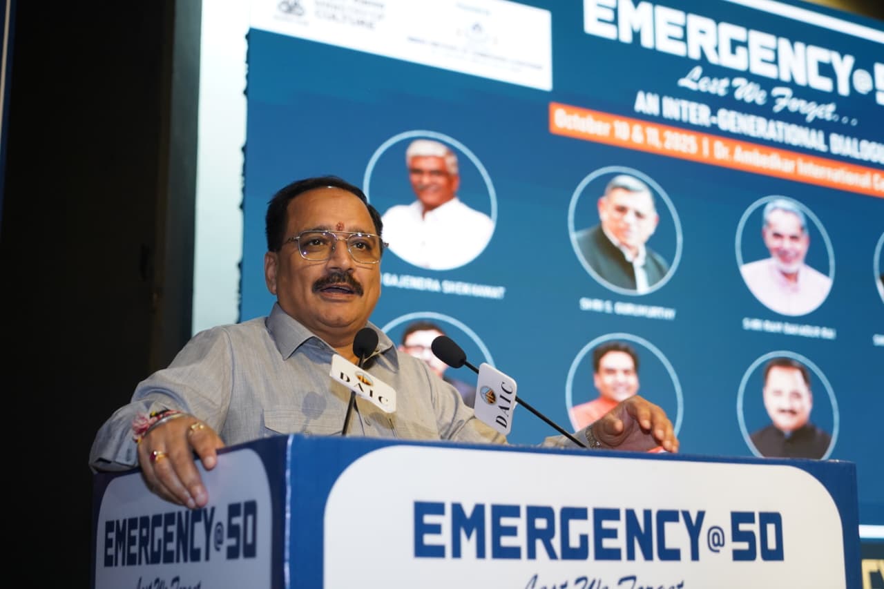 Virendra Sachdeva inaugurates Emergency @50 program organized by Rambhau Mhalgi Prabodhini at Dr. Ambedkar International Centre