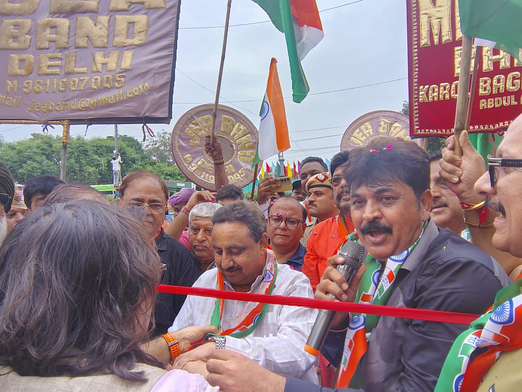A Grand Tiranga Yatra Led by MP Praveen Khandelwal Held in Chandni Chowk Today – A Spectacle of Patriotism All Around - photo 2