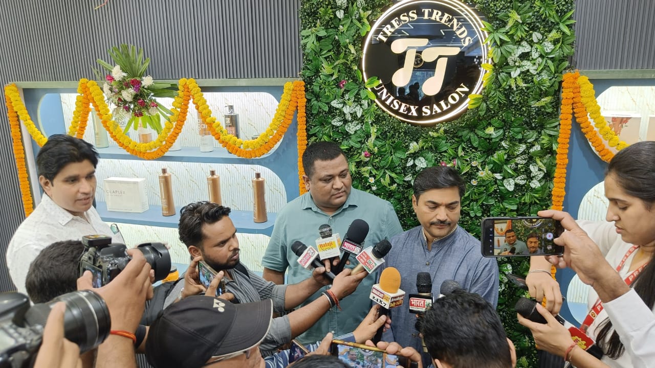 Delhi Gets Its First Hi-Tech ‘Beauty Cafe' : Grand Launch of Tress Trends Unisex Salon