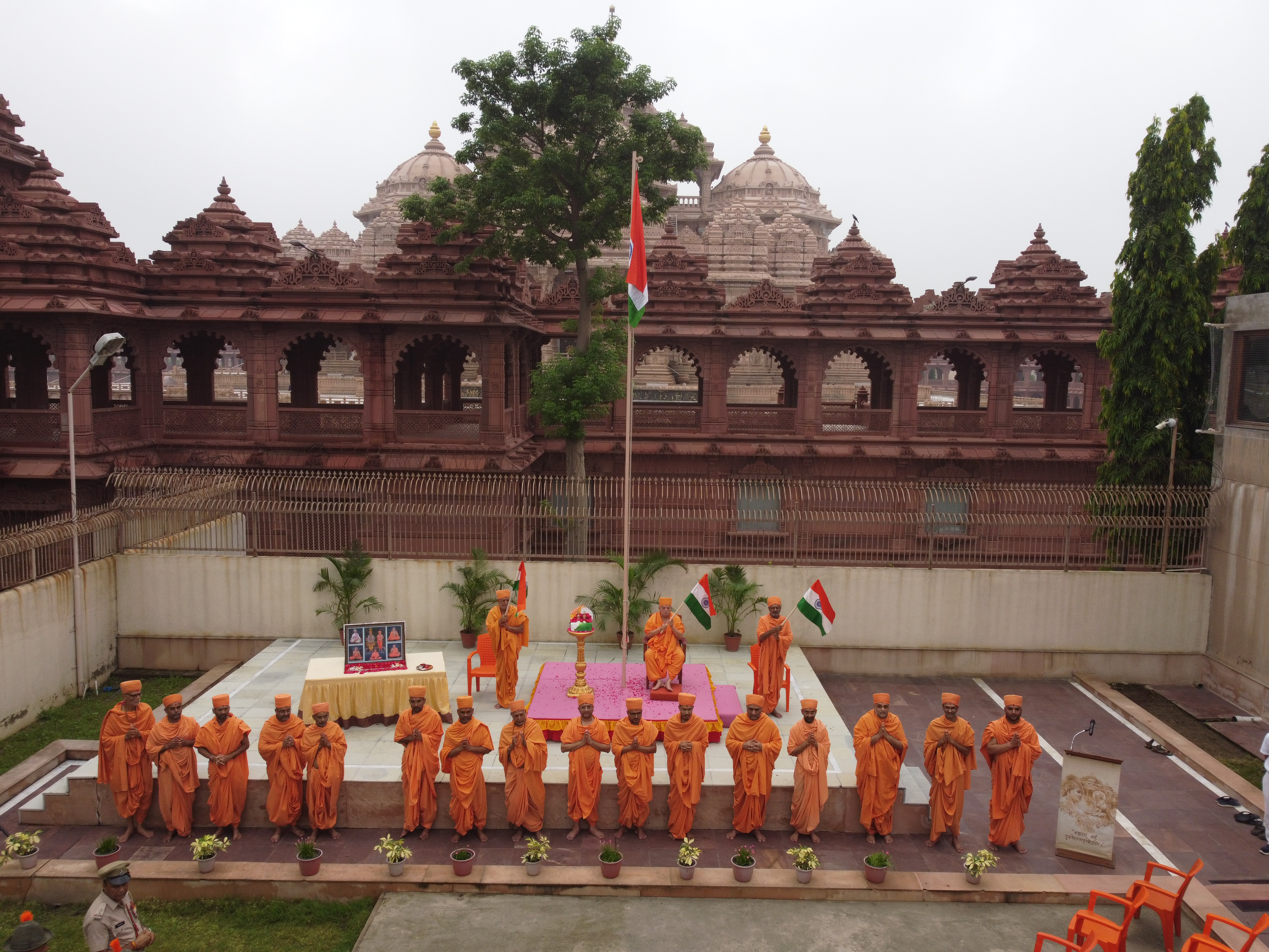 Indian Independence Day Celebrated at Swaminarayan Akshardham Mandir, New Delhi - photo 4