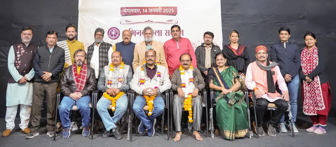Khariwal became the President and Shastri the Prime Minister in Abhinav Kala Samaj - photo 1