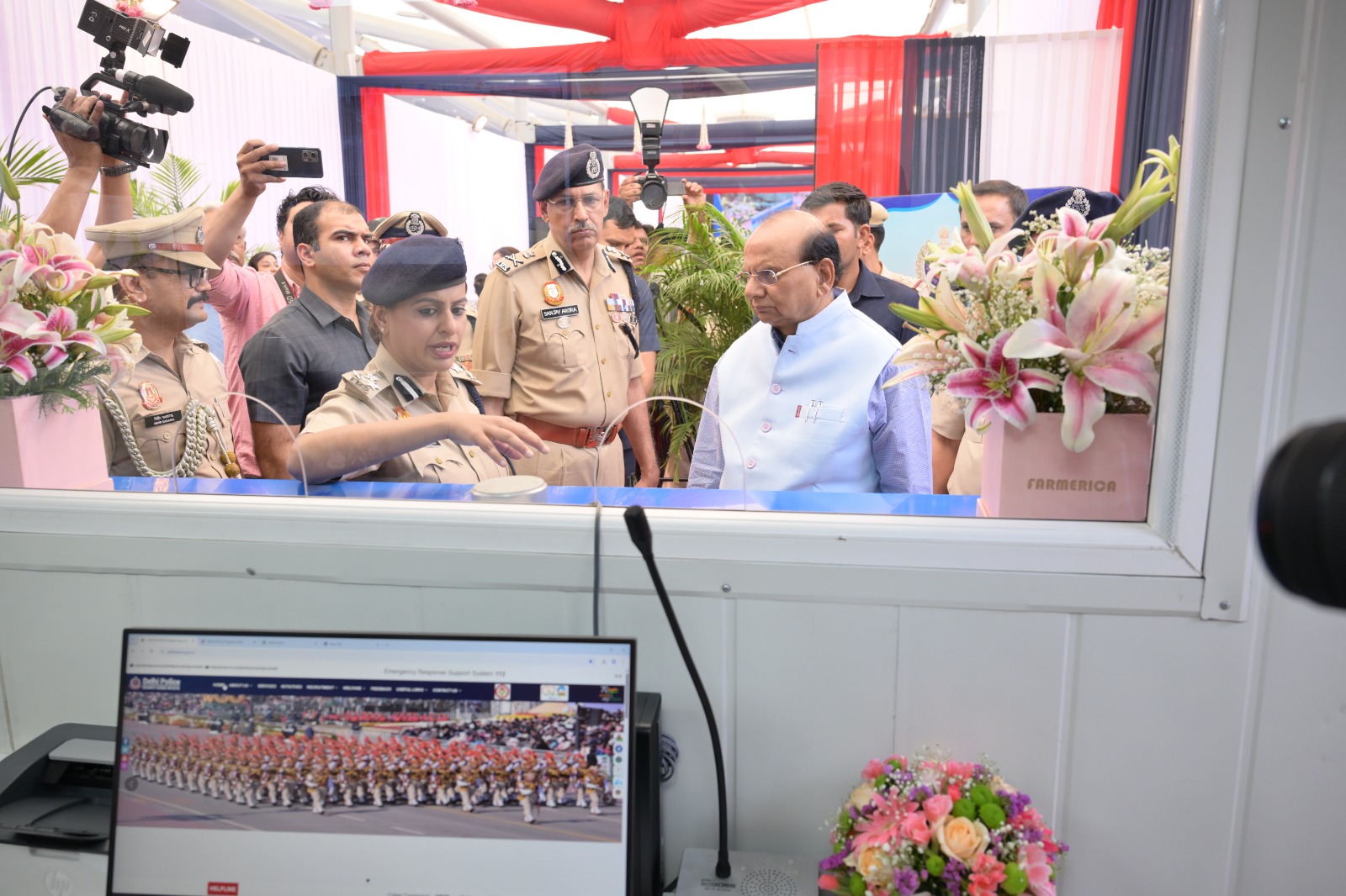 HON’BLE LG DELHI SHRI VINAI KUMAR SAXENA INAUGURATES SMART POLICE BOOTH AT IGI AIRPORT. - photo 8