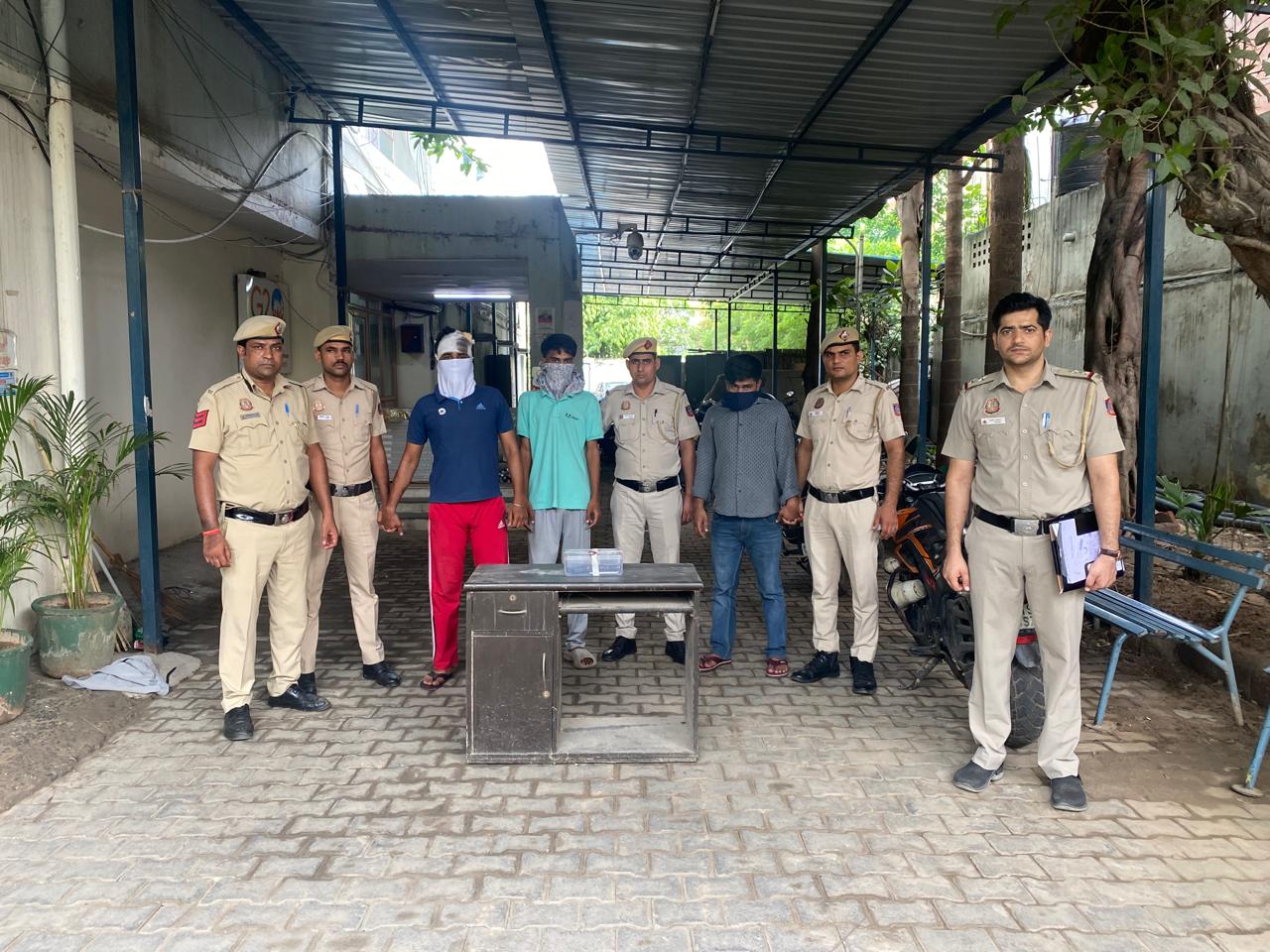 TEAM OF SPECIAL STAFF AND PS PANDAV NAGAR, EAST DISTRICT, CRACKS ATTEMPT TO MURDER CASE; FOUR ACCUSED INCLUDING ONE CCL APPREHENDED 