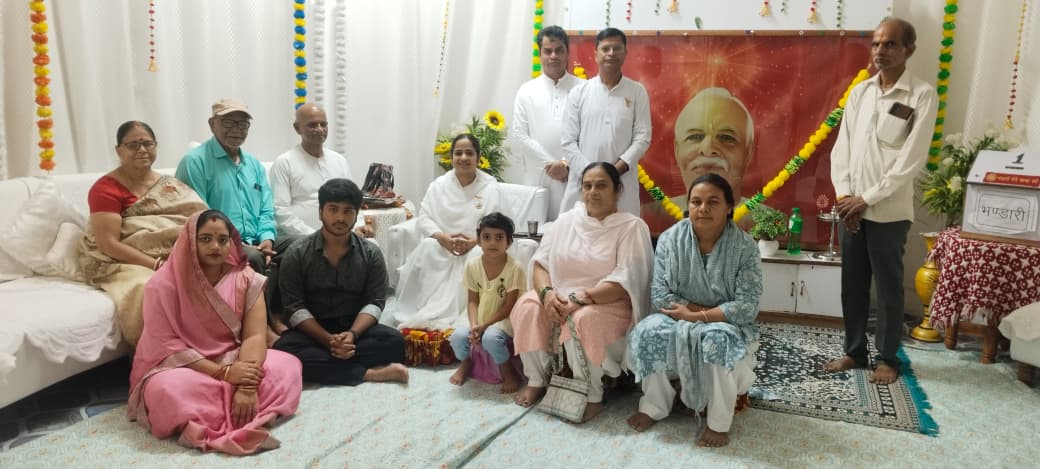 Bhog and Shanti Daan to Ancestors on Shraddha Mas at Brahma Kumari Ashram Malanpur - photo 2