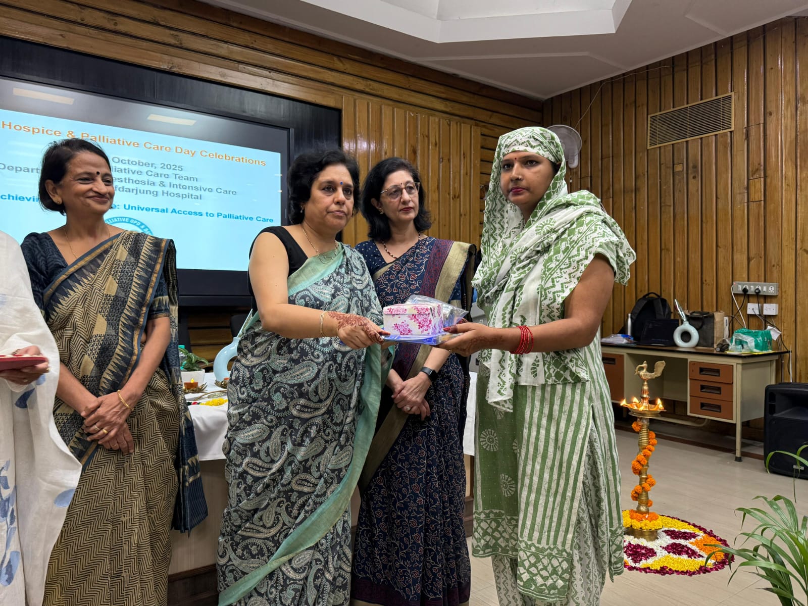 World Hospice & Palliative Care Day 2025 observed at Safdarjung HospitalThe Department of Anaesthesia and Intensive Care, 