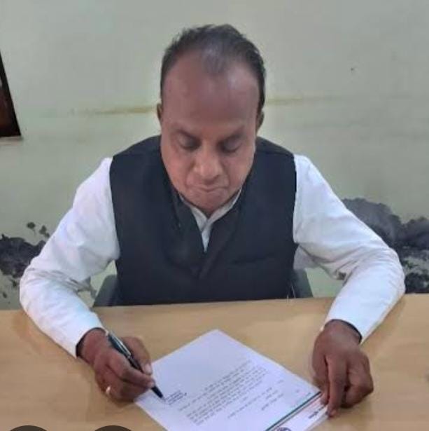 Thandla MLA Veersingh Bhuria wrote a letter to the collector to repair the damaged culvert