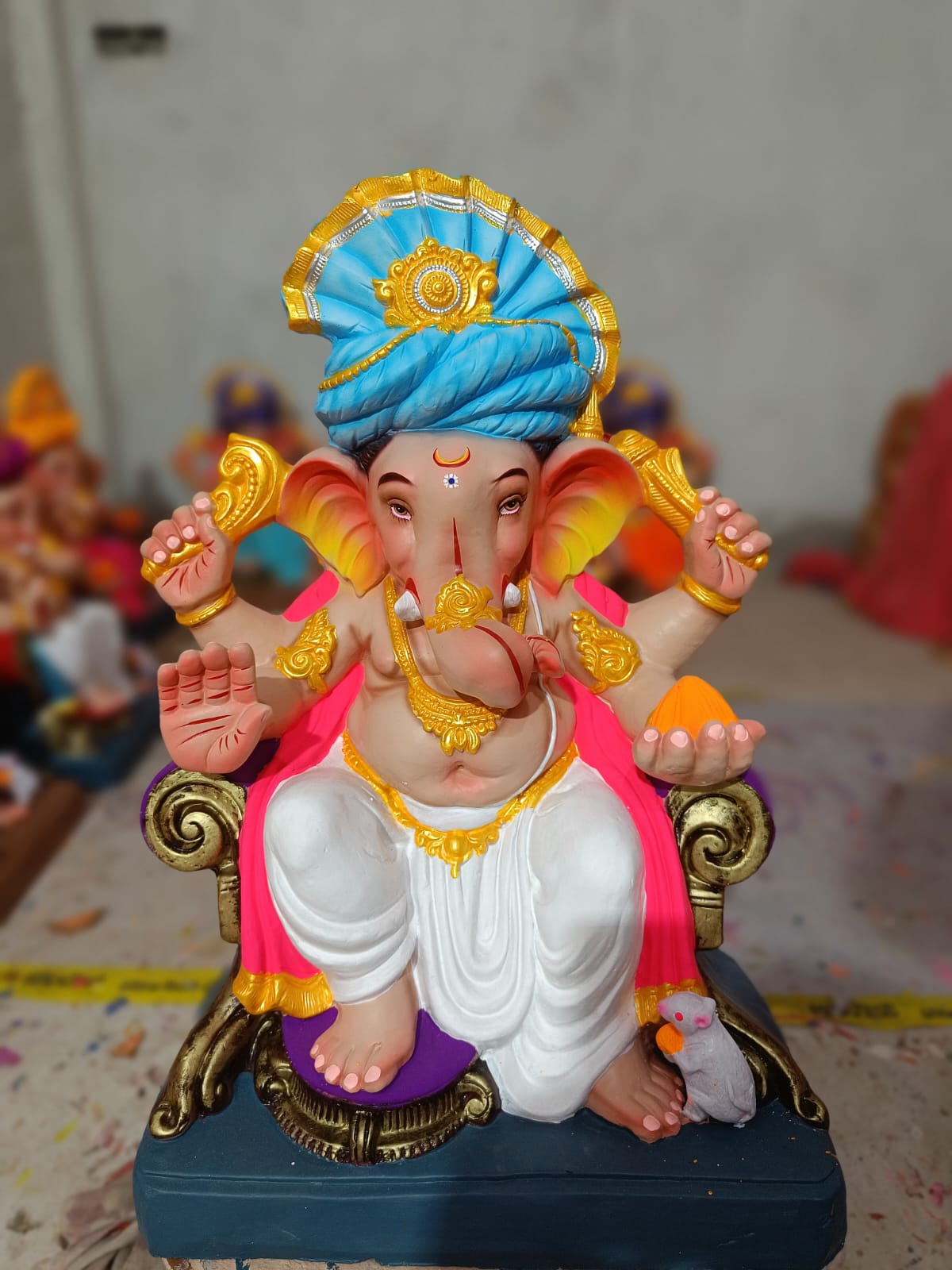 On Ganesh Chaturthi, social worker Suresh Chand Jain Pappu Bhaiya and Jain family will distribute idols of Lord Ganesha at auspicious time. - photo 4