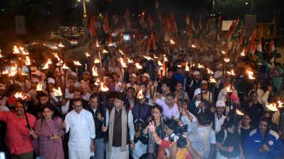 Vande Mataram vs Jana Gana Mana: New Front Opens in TMC–BJP War Ahead of 2026 Polls