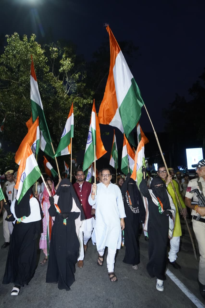 Grand Tiranga Yatra organized by BJP Delhi Minority Morcha in honor of the nation in the Jama Masjid area - photo 6