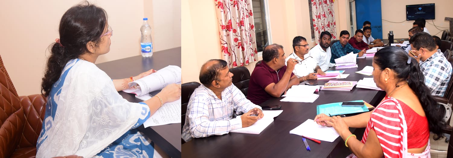 SDM Mrs. Ritika Patidar held a meeting of employees regarding the voter list with photo of the Municipal Body - photo 4
