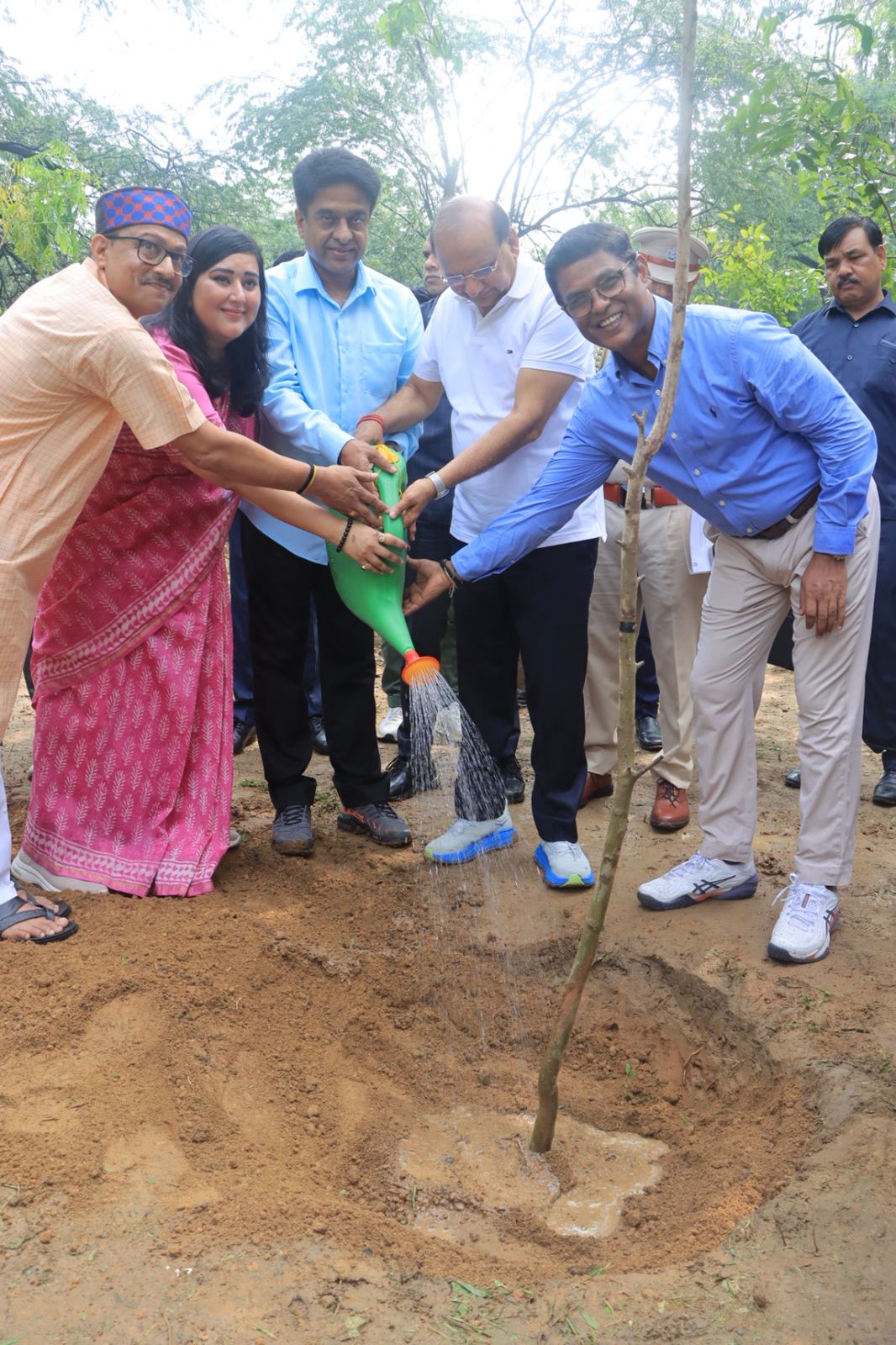Hon’ble LG Shri V.K. Saxena Leads Green Initiative under Ek Ped Maa Ke Naam at Sardar Patel Marg, 