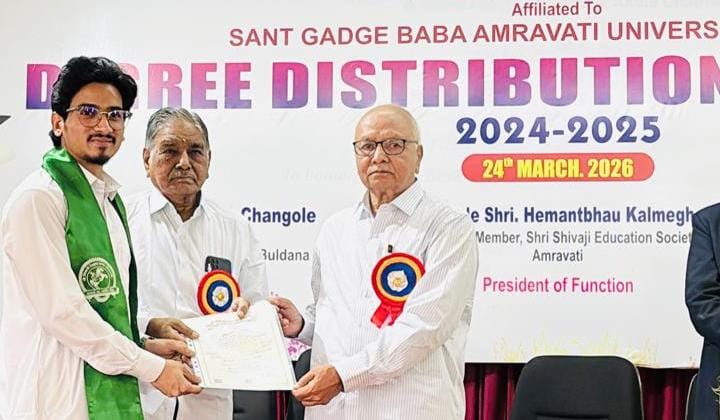 Akola’s Bright Talent Musaib Iqbal Shines with First-Class Success in Civil Engineering