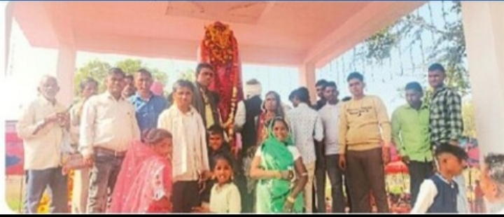 image-19 Three states reached Bhil Ashram on the death anniversary of Mama Baleshwar Dayal.