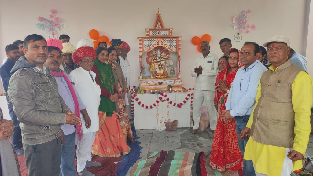 image-129-1024x576 Maa Saraswati temple established in the school of Jhadwasa town of Ajmer district